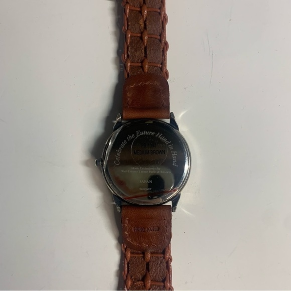 Disney 2000/Millennium Celebration Watch. Brown. - Picture 4 of 4